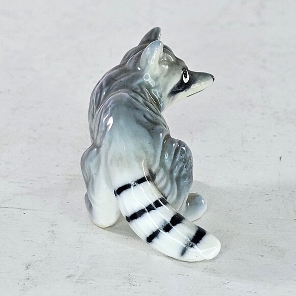Vintage Bone China Raccoon Figurine Gray Miniature - Picture 5 of 8